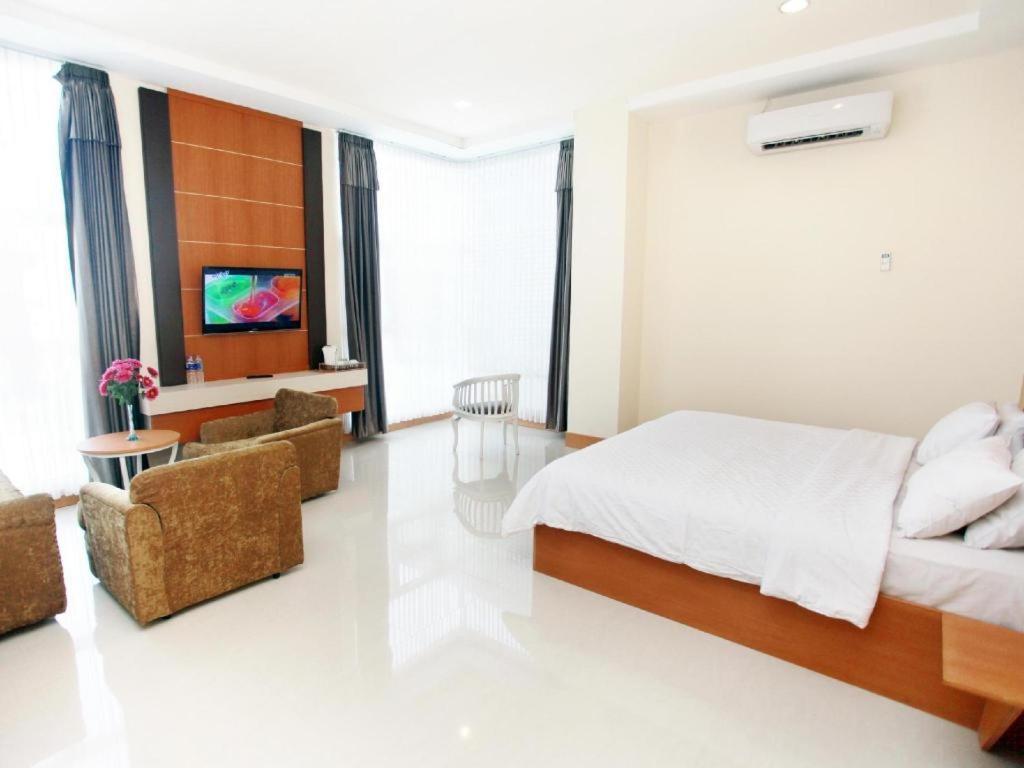 Horison Plaza Tegal Otel Dış mekan fotoğraf